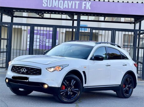 Infiniti FX35