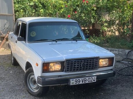 LADA (VAZ) 2107