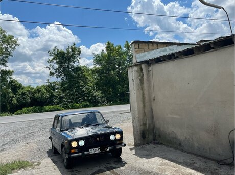 LADA (VAZ) 2106