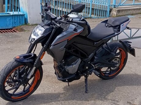 CFMOTO 250 NK