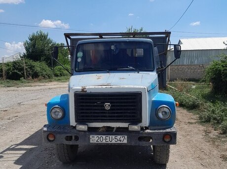 GAZ 53