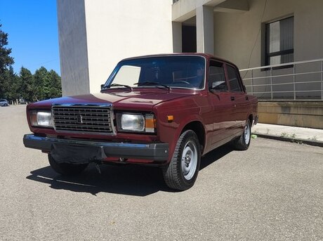 LADA (VAZ) 2107
