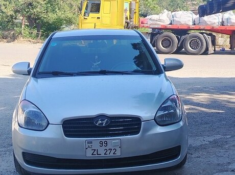 Hyundai Verna