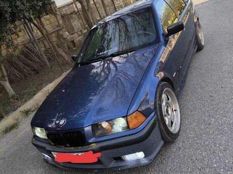 BMW 325