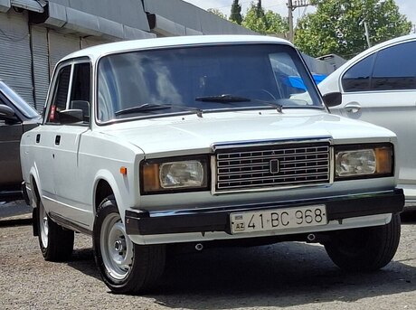 LADA (VAZ) 2107