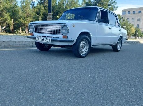 LADA (VAZ) 21011