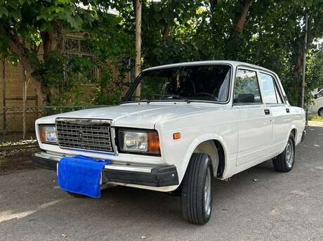 LADA (VAZ) 2107