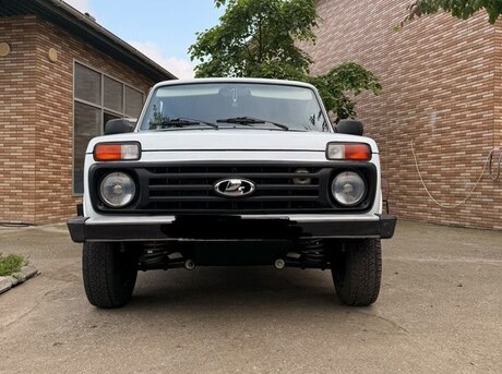 LADA (VAZ) Niva