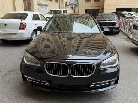 BMW 730
