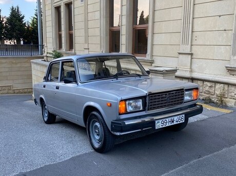 LADA (VAZ) 2107