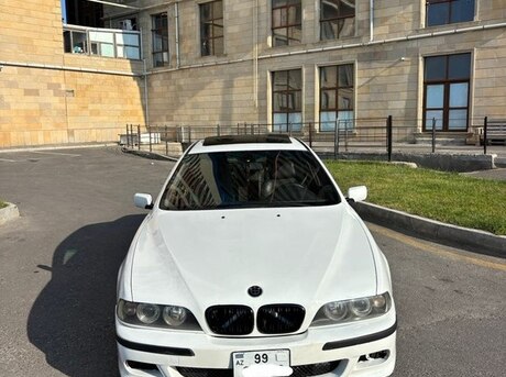 BMW 525