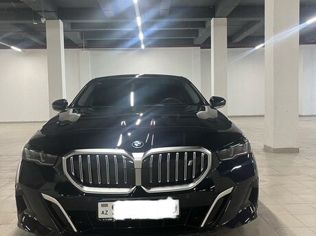 BMW i5
