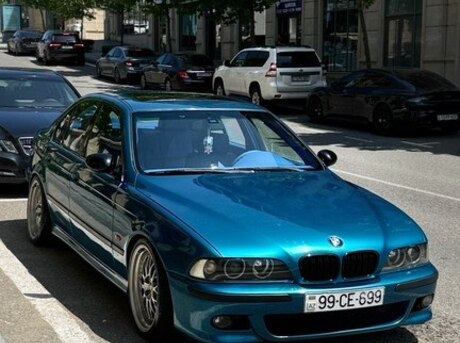 BMW 523