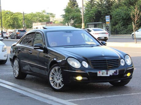 Mercedes E 320
