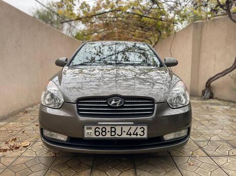 Hyundai Accent