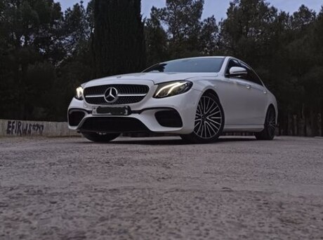 Mercedes E 300