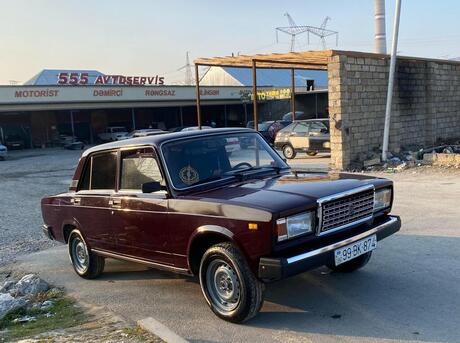LADA (VAZ) 2107