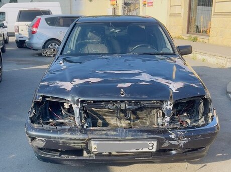 Mercedes C 180