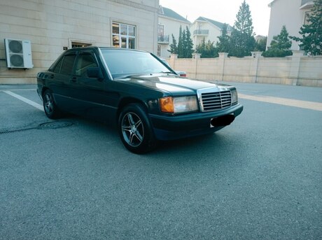 Mercedes 190