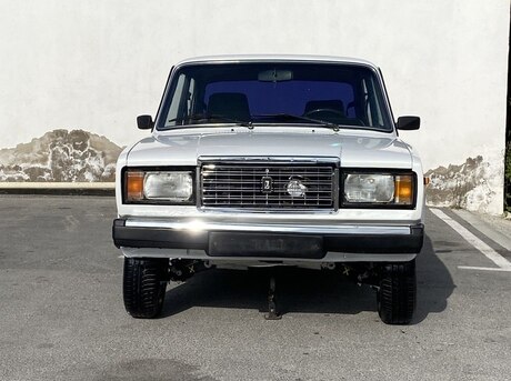 LADA (VAZ) 2107