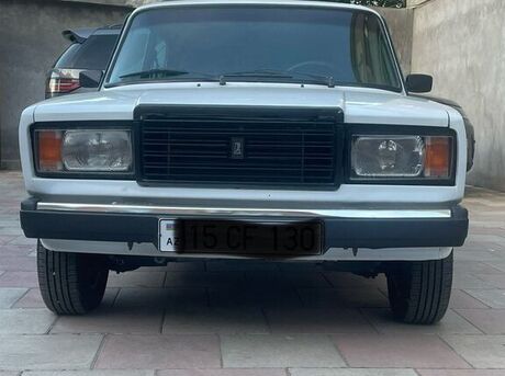 LADA (VAZ) 2107