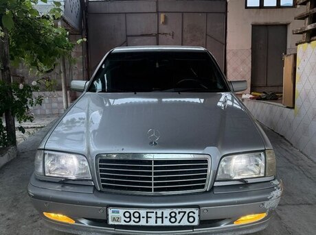 Mercedes C 220
