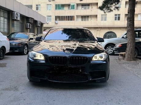 BMW 528