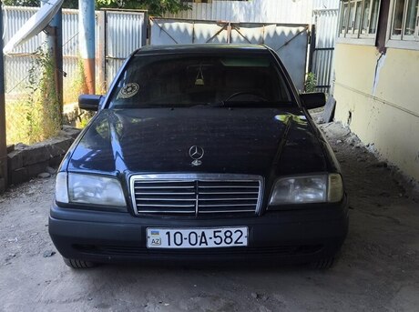 Mercedes C 220