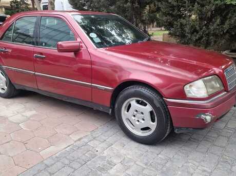 Mercedes C 200