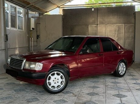 Mercedes 190