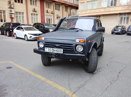 LADA (VAZ) Niva Bronto