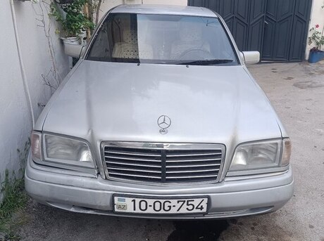 Mercedes C 250
