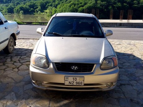 Hyundai Accent