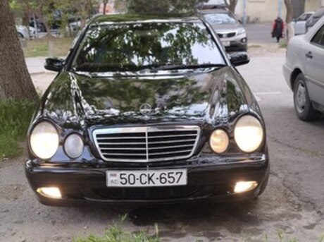Mercedes E 270
