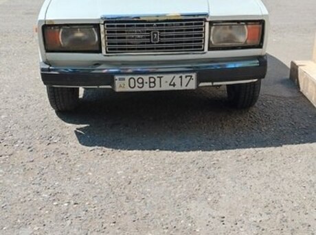 LADA (VAZ) 2107