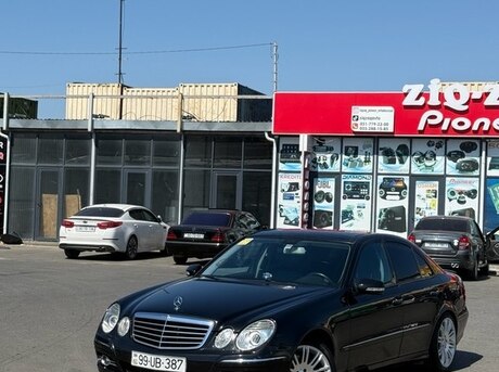 Mercedes E 320