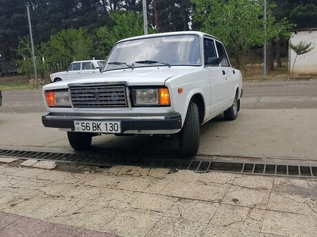 LADA (VAZ) 2107