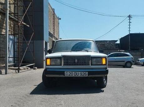 LADA (VAZ) 2107
