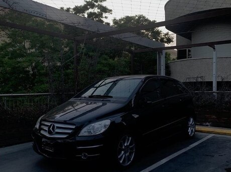 Mercedes B 170