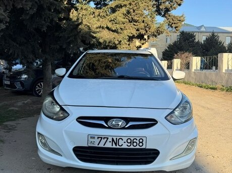 Hyundai Accent