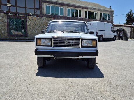 LADA (VAZ) 2107
