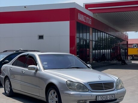 Mercedes S 320