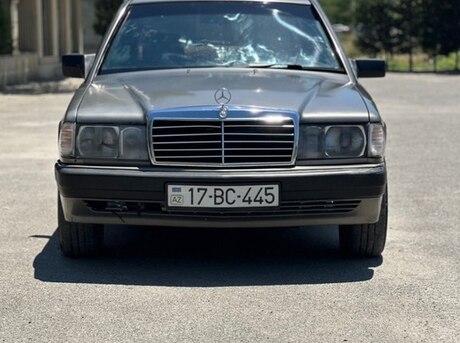 Mercedes 190