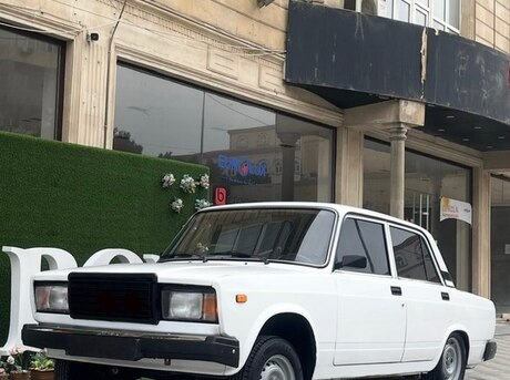 LADA (VAZ) 2107