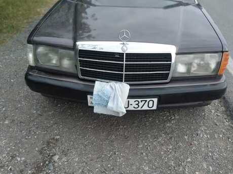 Mercedes 190