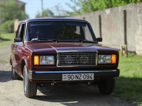 LADA (VAZ) 2107