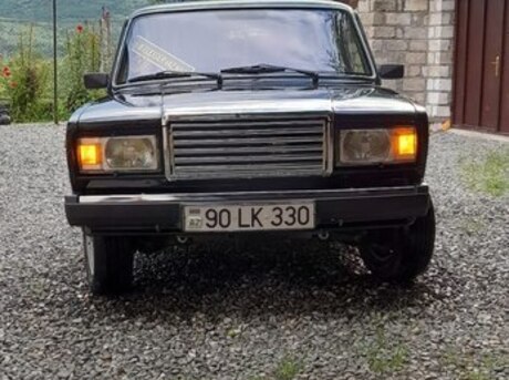 LADA (VAZ) 2107