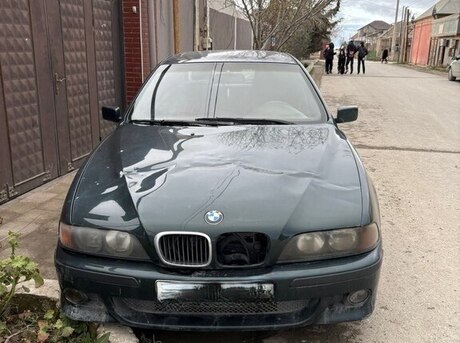 BMW 525