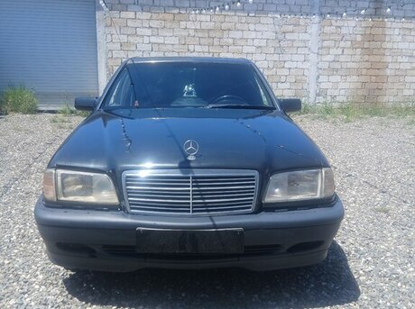 Mercedes C 220