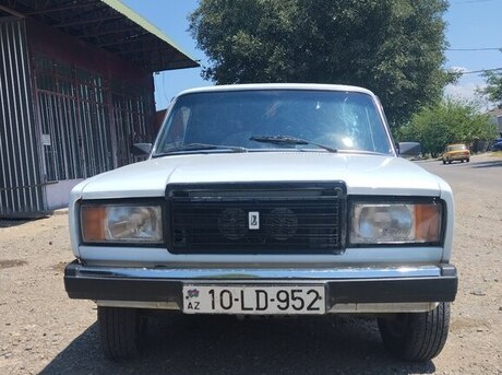 LADA (VAZ) 2107
